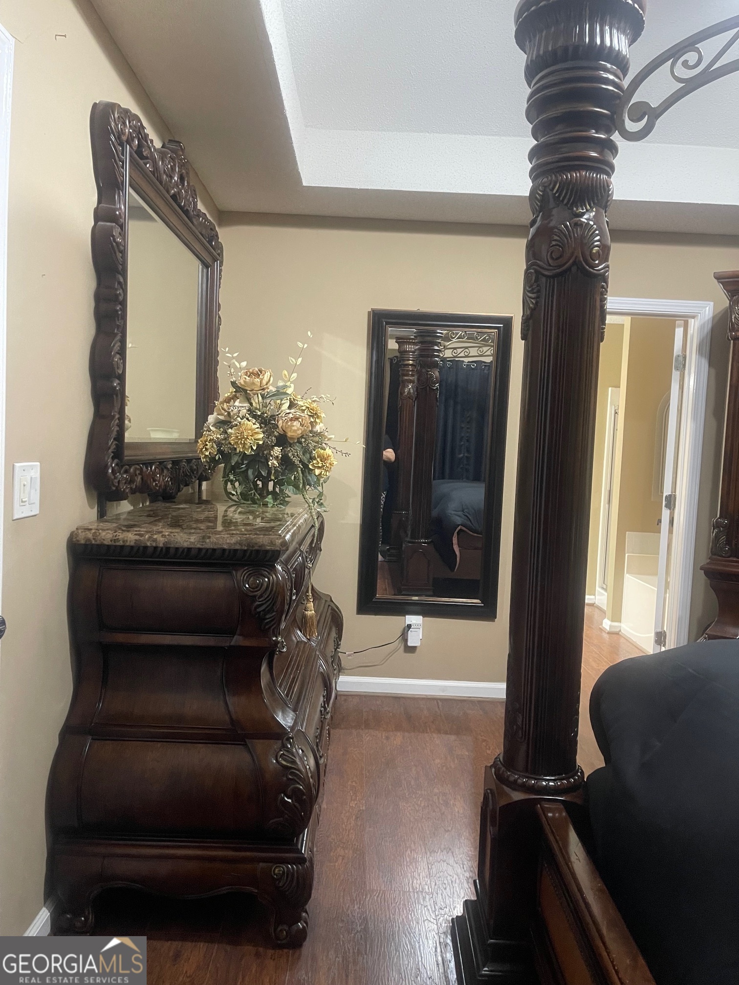 103 Live Oak Court Property Photo 5