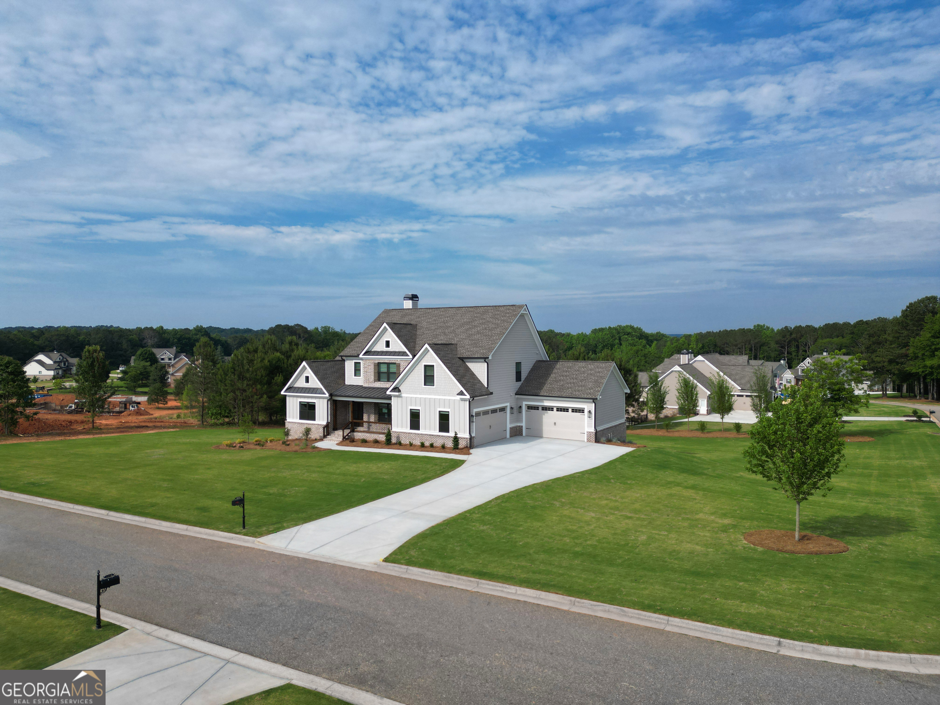 2113 Stonegate Way Property Photo 3