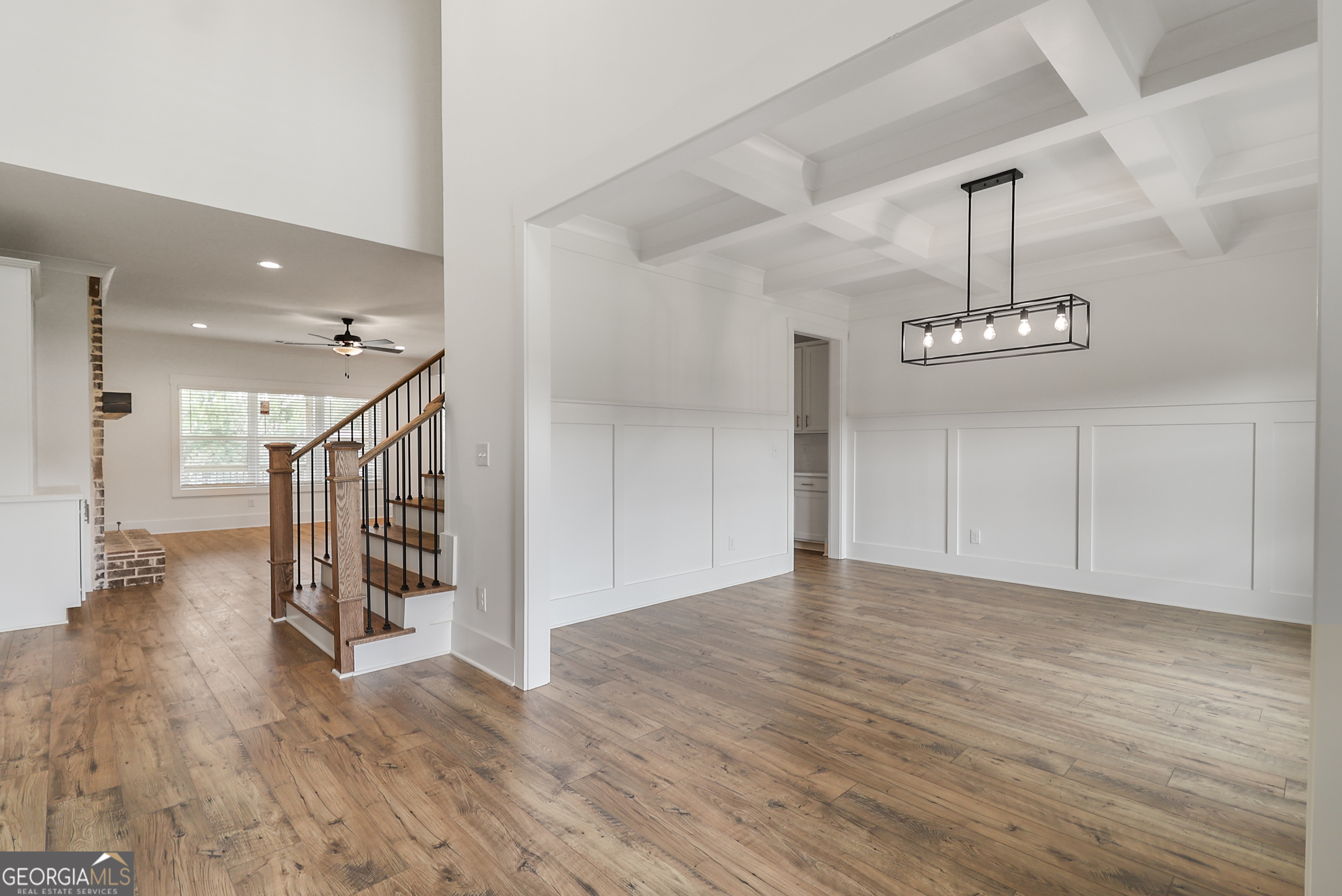 2113 Stonegate Way Property Photo 9