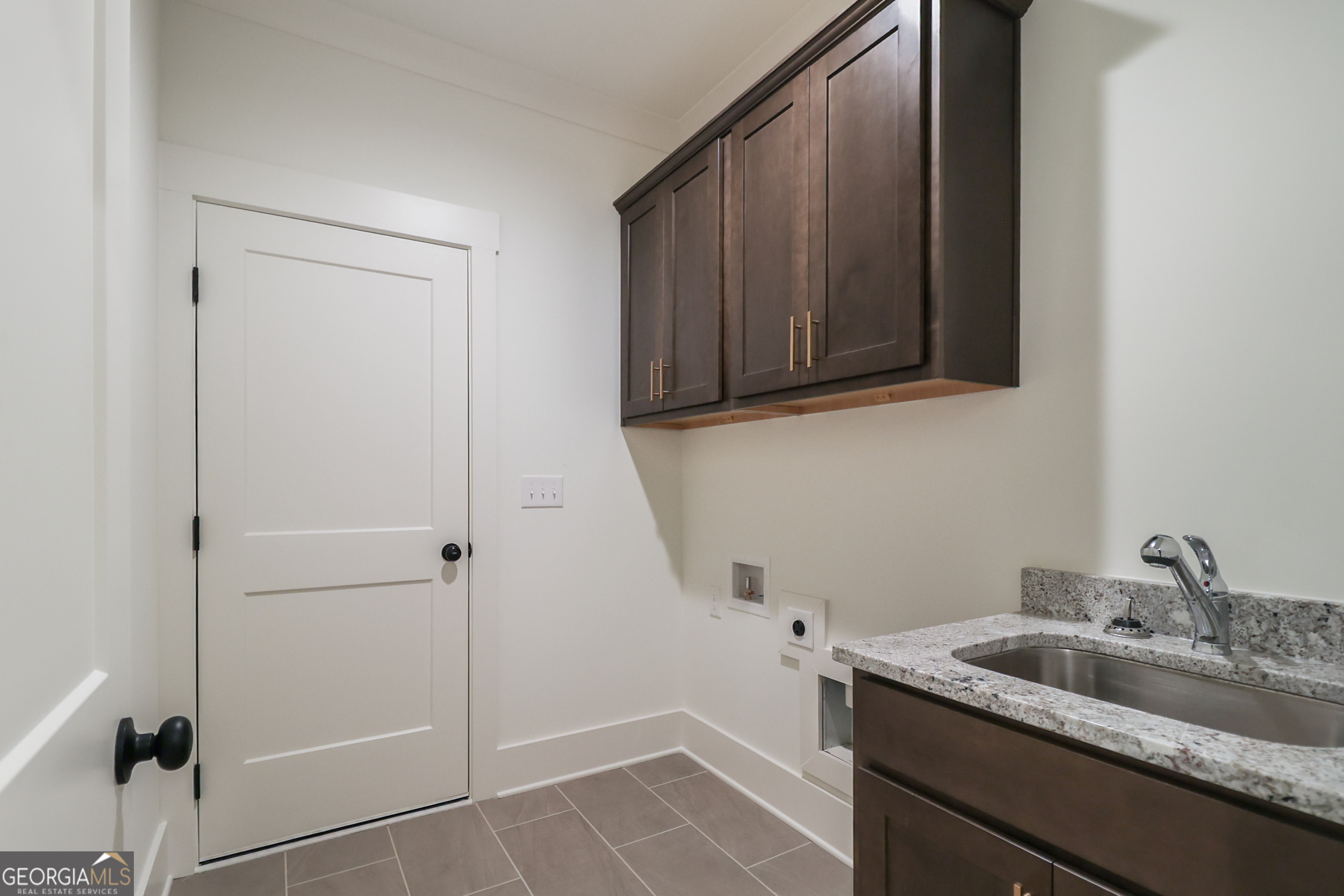 2113 Stonegate Way Property Photo 20