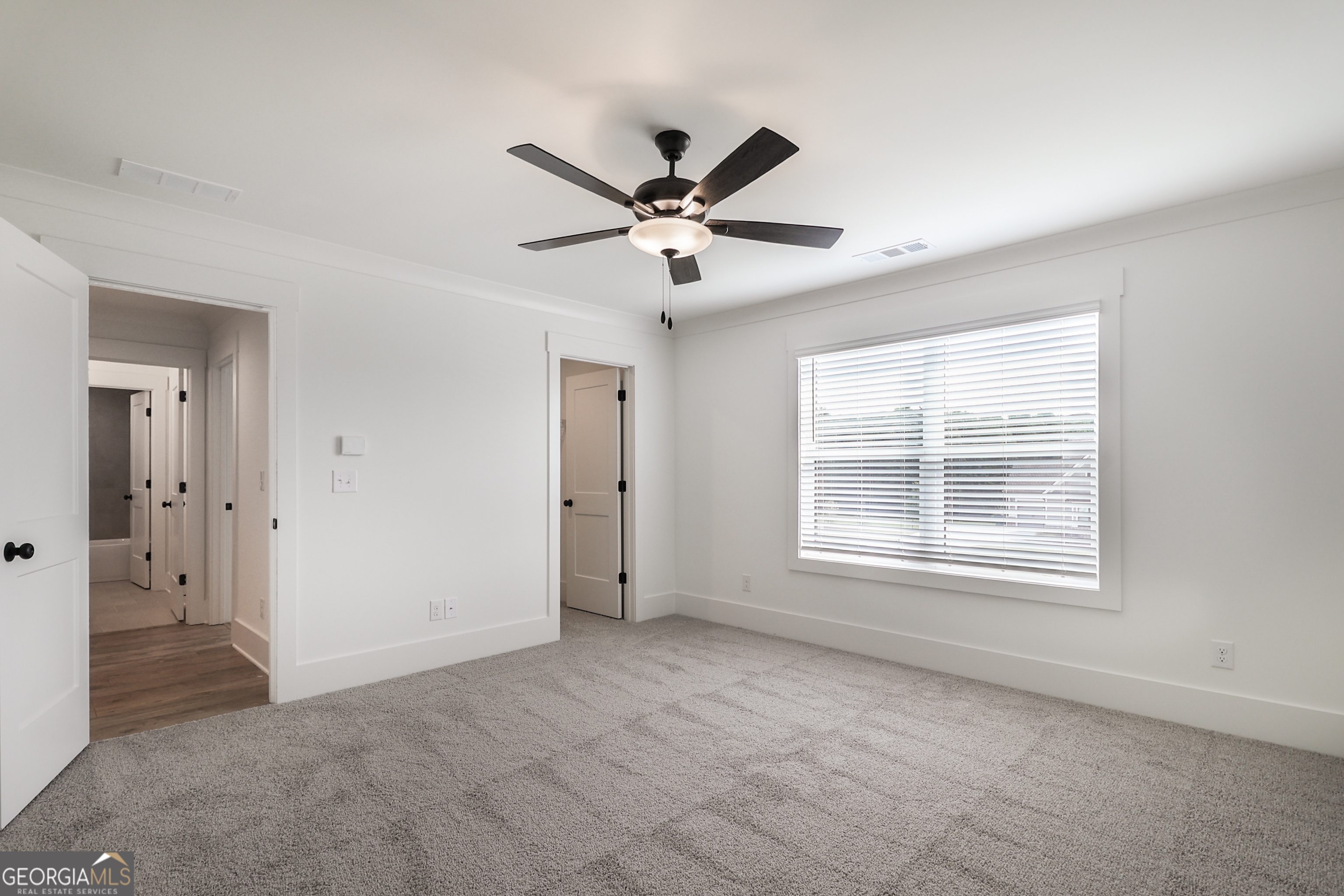 2113 Stonegate Way Property Photo 37