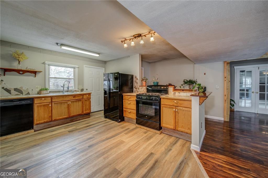 53 Black Road Ne Property Photo 9