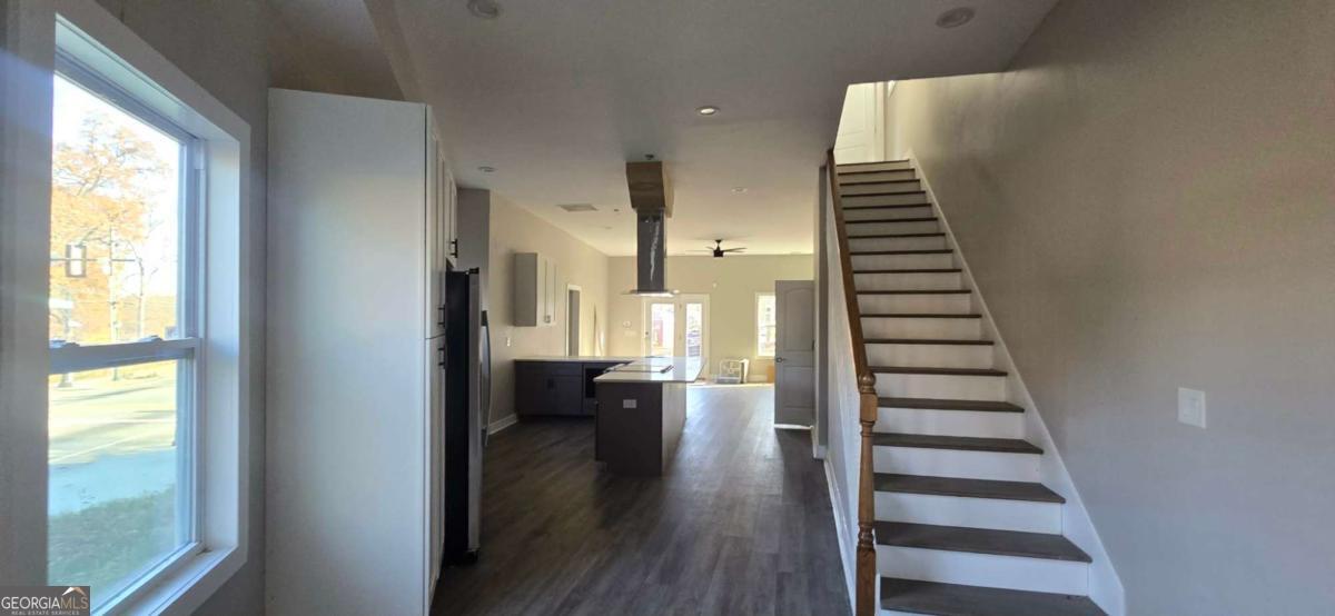 125 Laurel Avenue Sw Property Photo 5