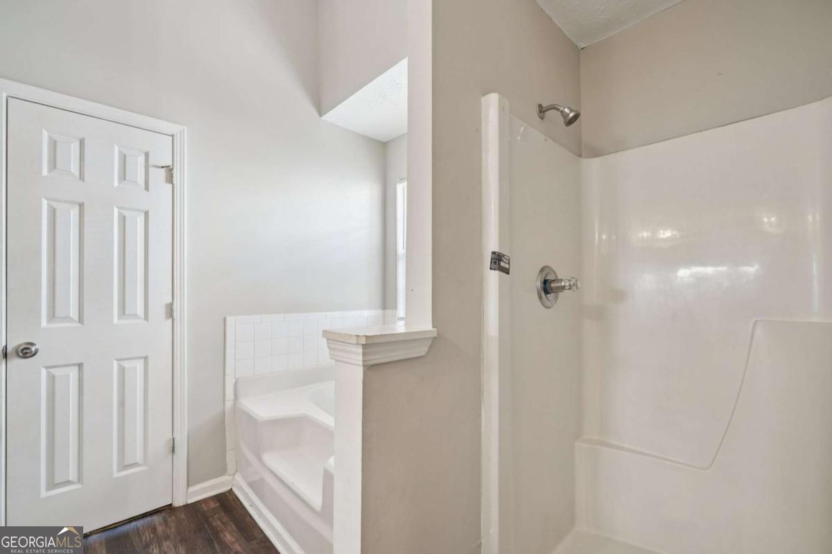 1443 Pebble Ridge Lane Property Photo 17