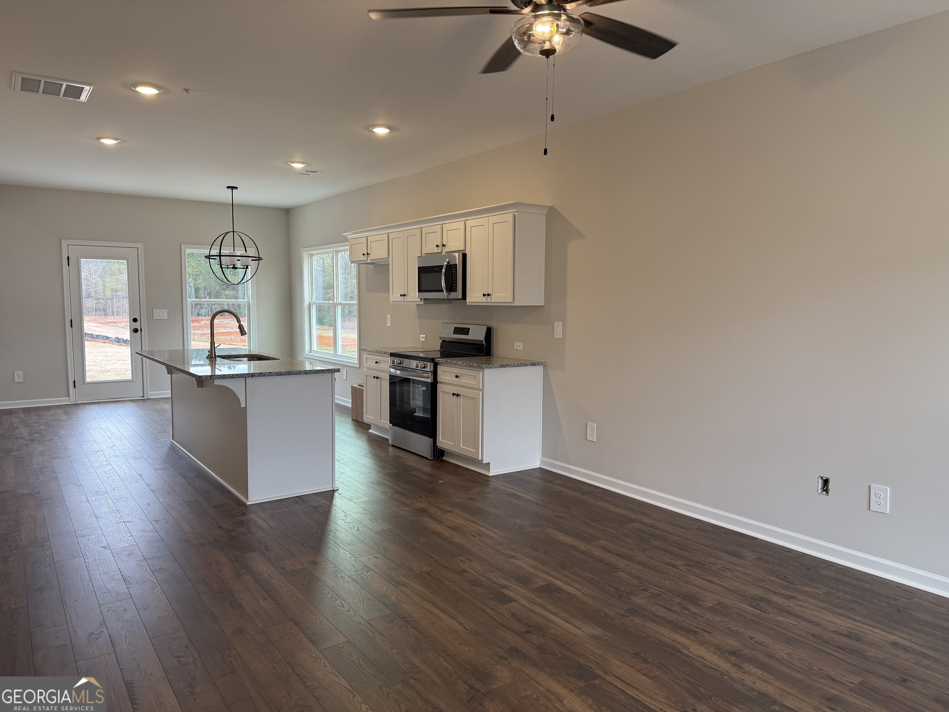 2 Morningside Court Property Photo 4