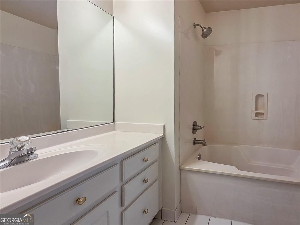 2502 Oak Hill Overlook Property Photo 27