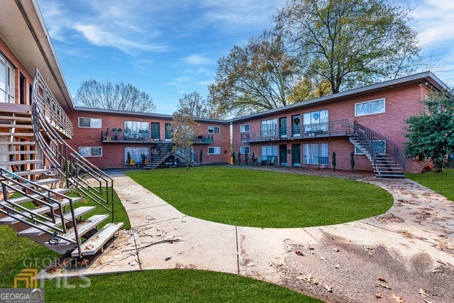 1135 Woodland Avenue NE # 6 Property Photo 1