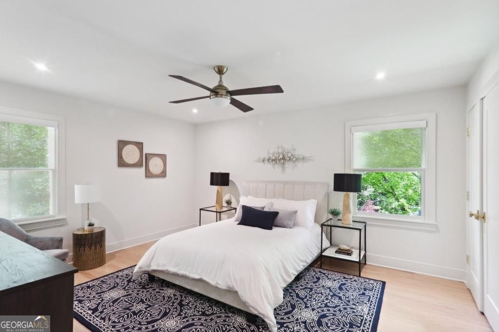 1007 Somerset Drive Nw Property Photo 12