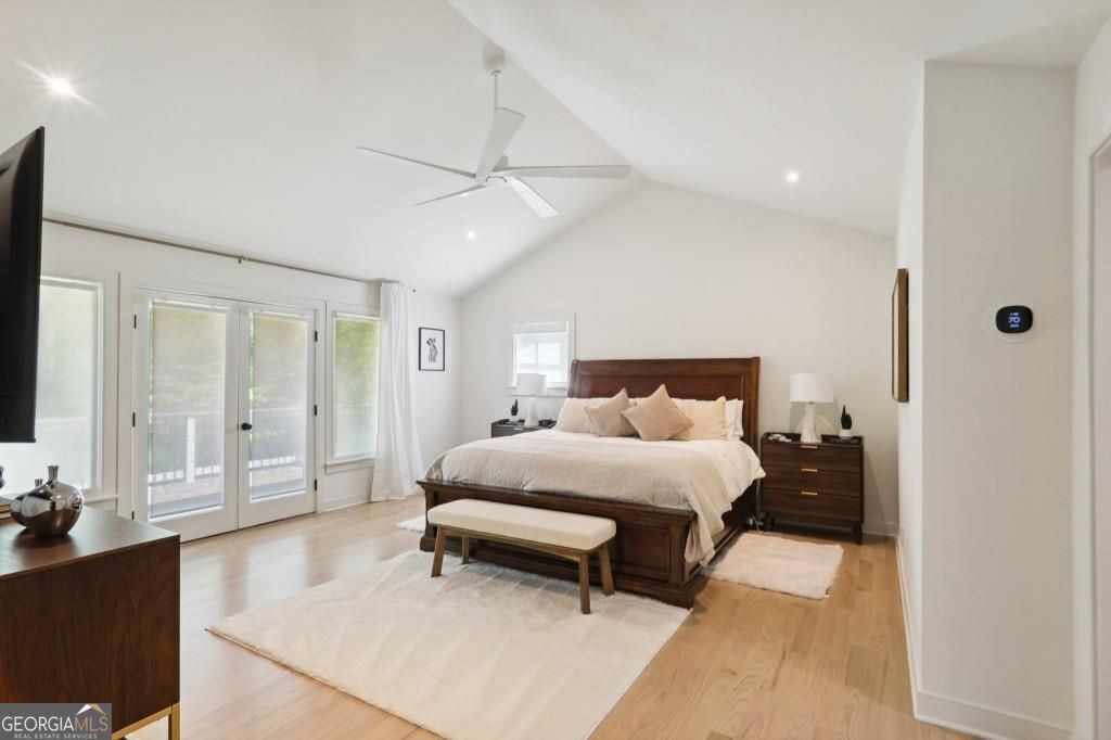1007 Somerset Drive Nw Property Photo 14