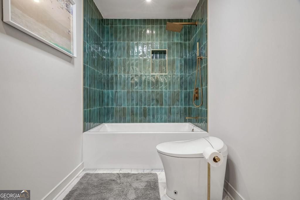 1007 Somerset Drive Nw Property Photo 39