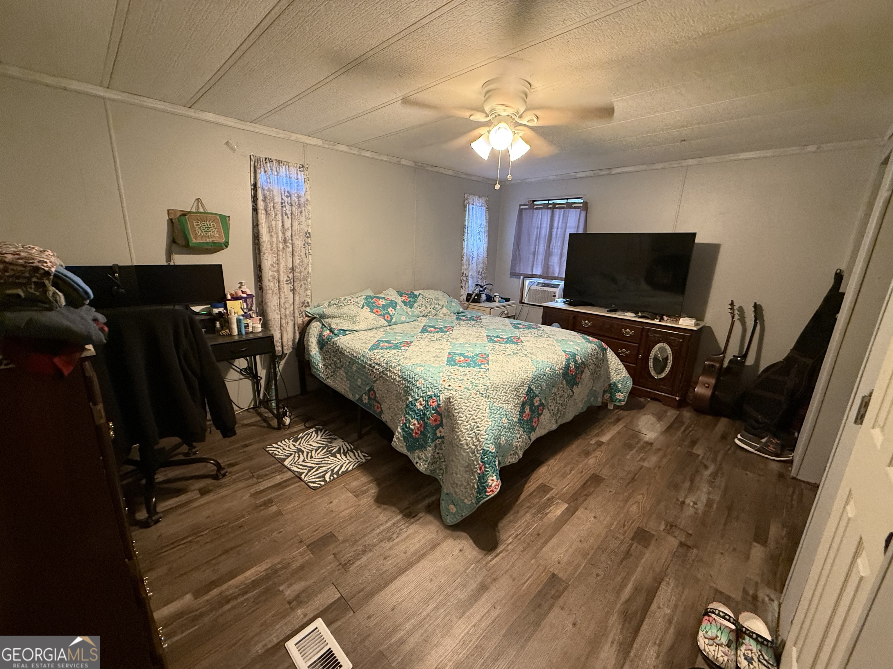 1775 Property Photo 18
