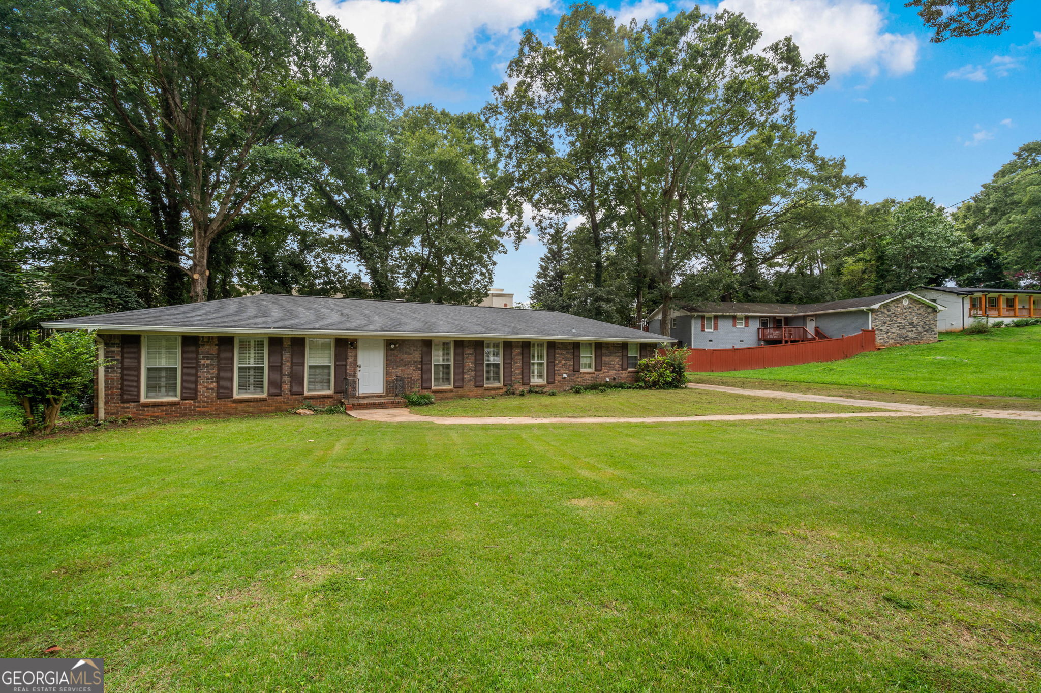 4839 Lehigh Drive Property Photo 2