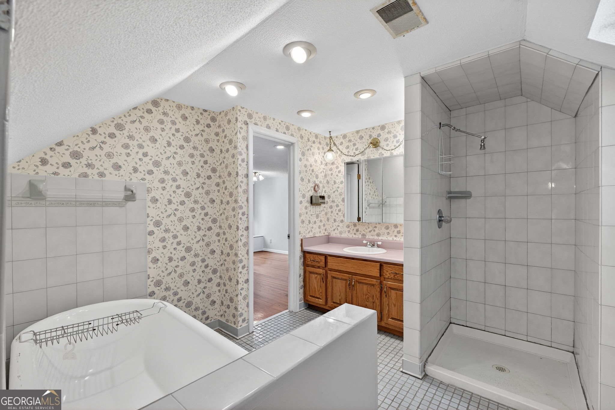 402 Tom Bell Road Property Photo 43