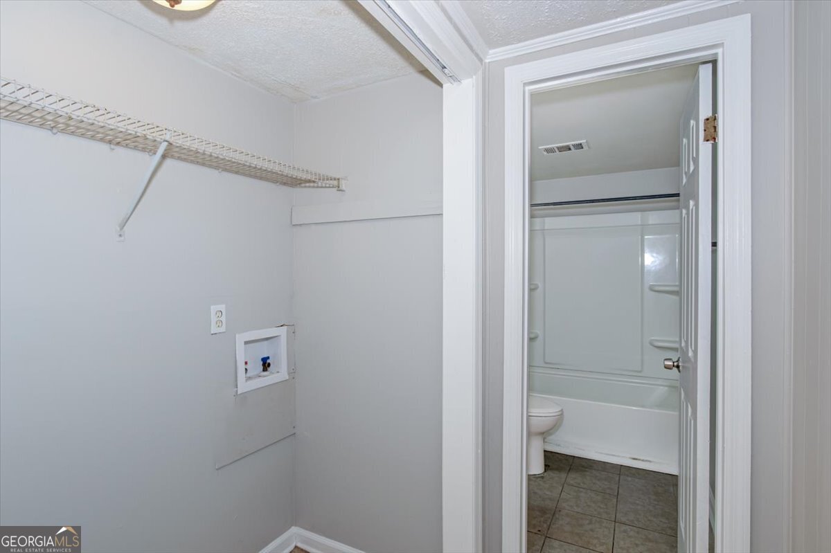 1232 12th Street # B Property Photo 13