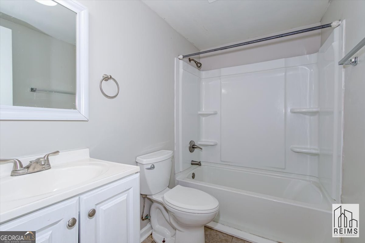 1232 12th Street # B Property Photo 26