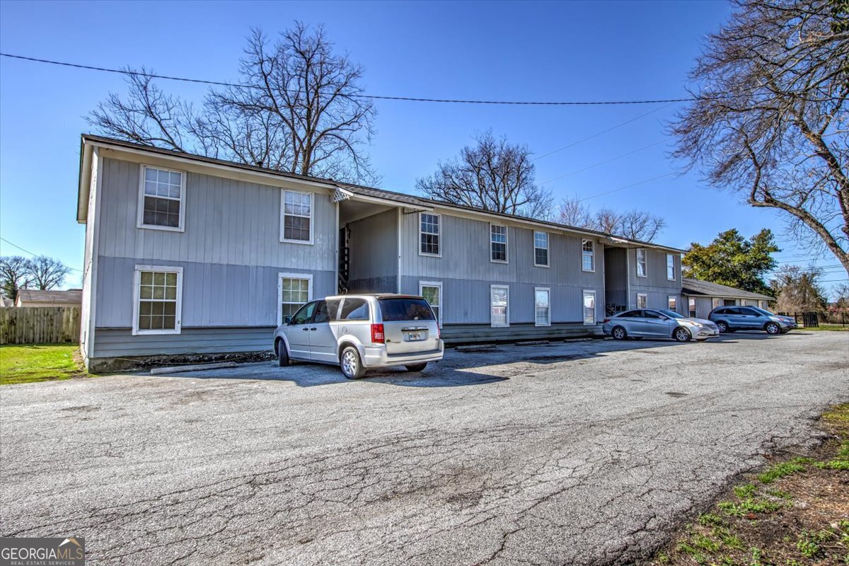 1232 12th Street # D Property Photo 1