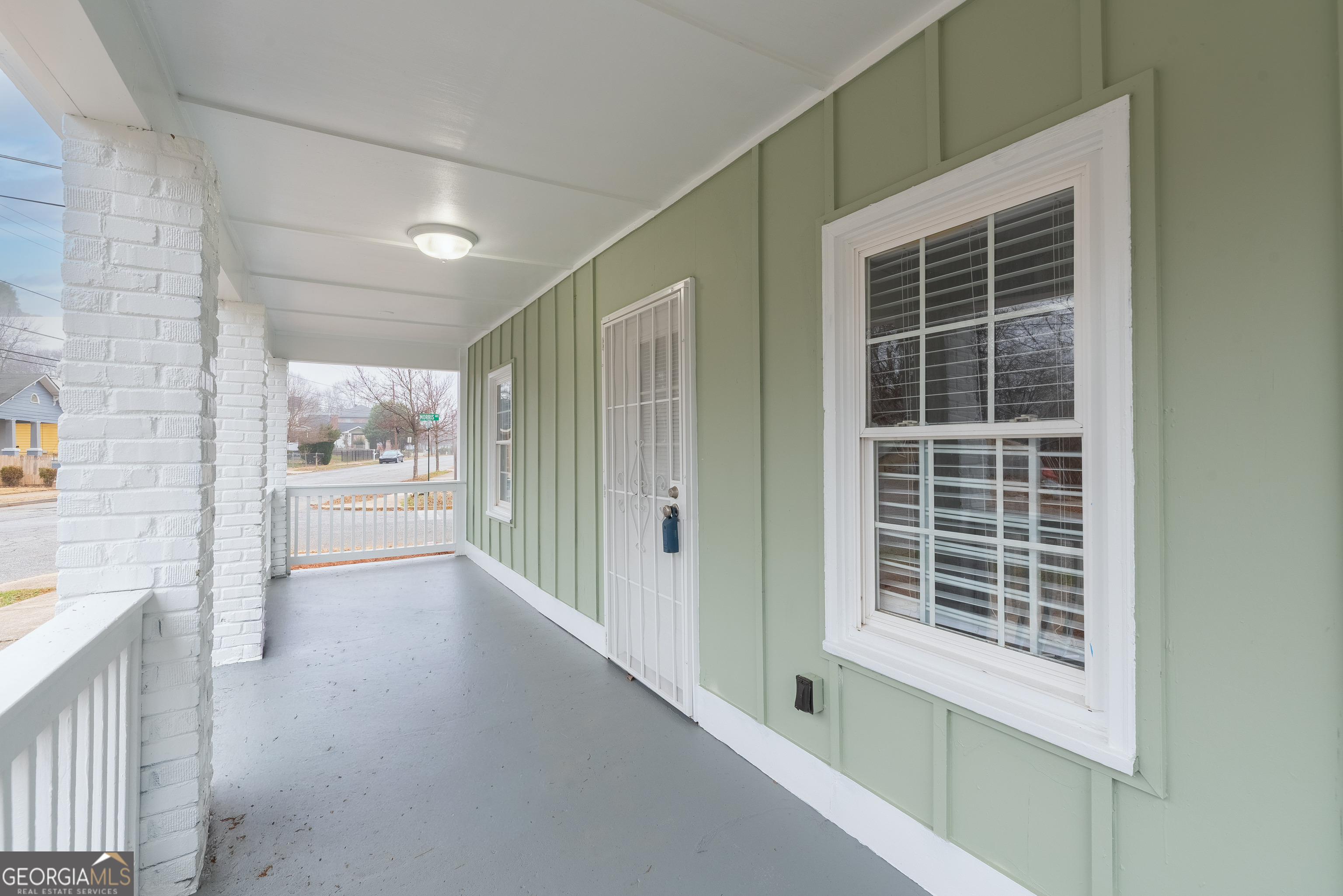 3136 E Point Street Property Photo 4