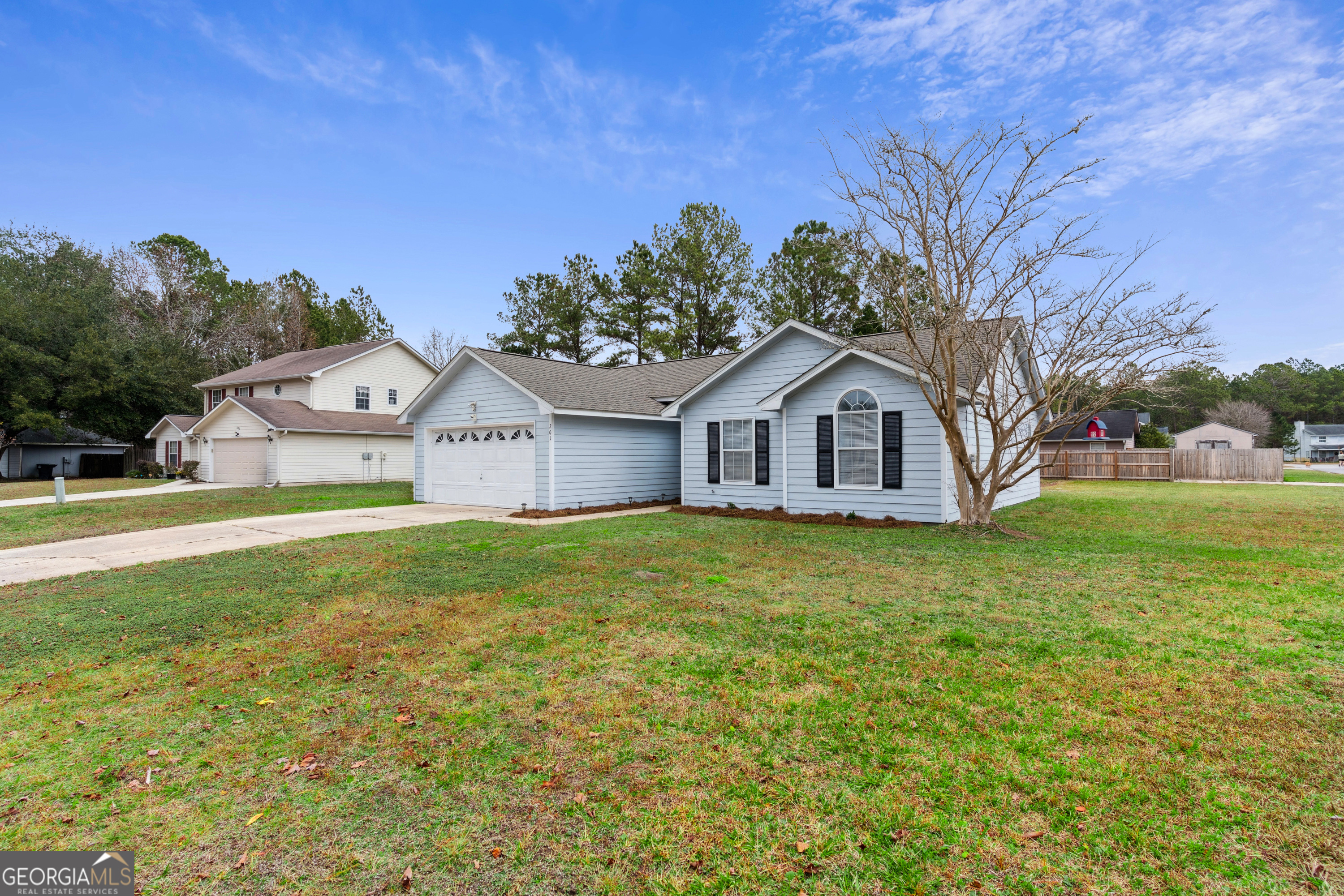 201 Foxwood Drive Property Photo 3