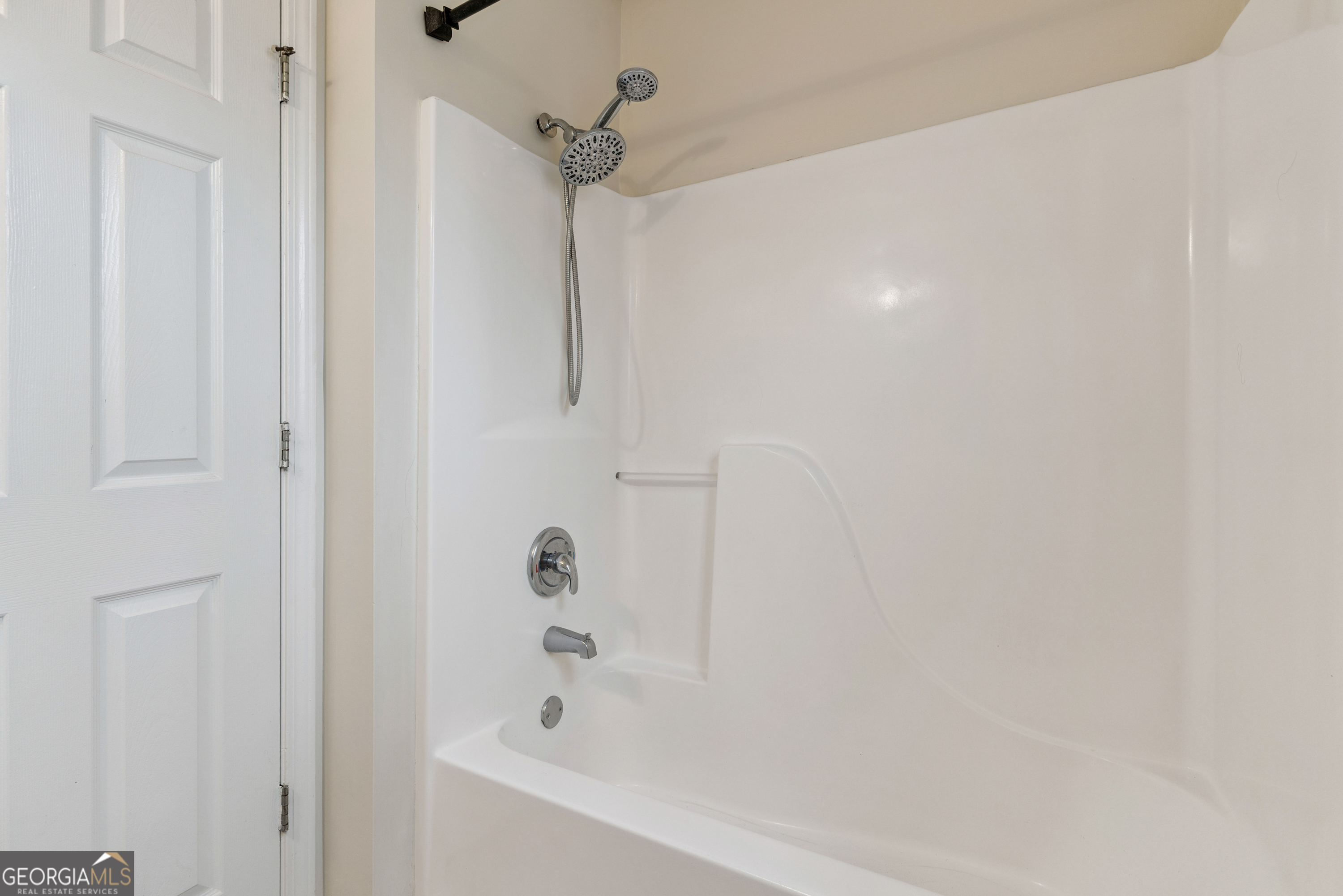 201 Foxwood Drive Property Photo 16