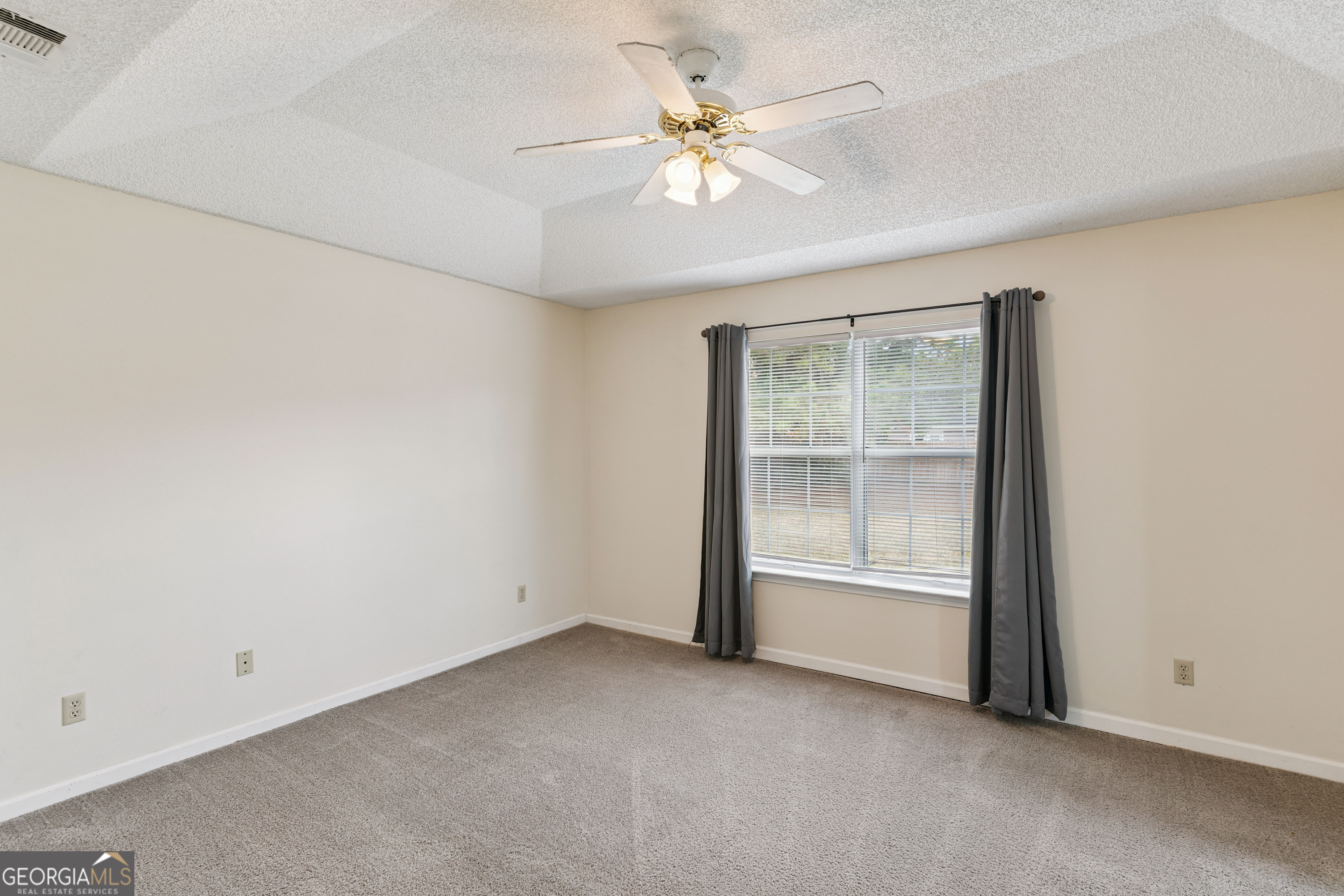 201 Foxwood Drive Property Photo 18