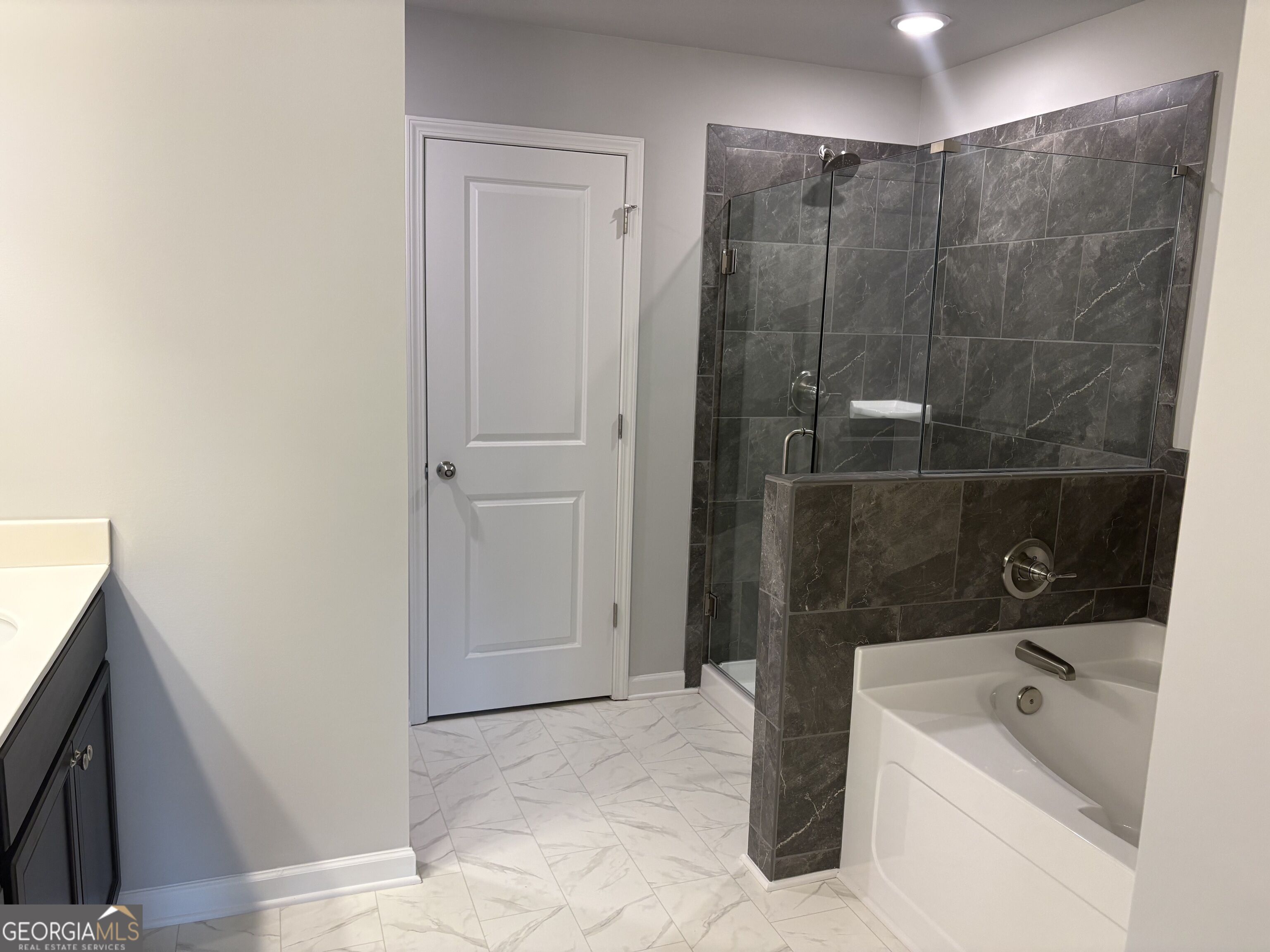 5282 Fox Den Road Property Photo 29