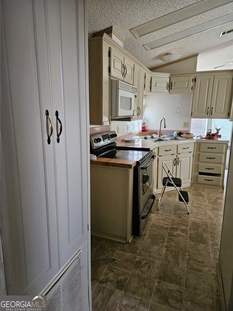 2693 Dempsey Brown Road Property Photo 18