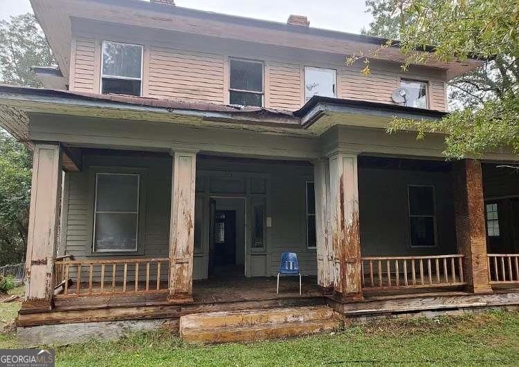 114 E Adams Street Property Photo 5
