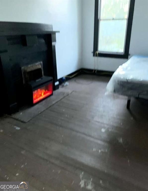114 E Adams Street Property Photo 9