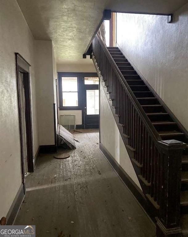 114 E Adams Street Property Photo 16
