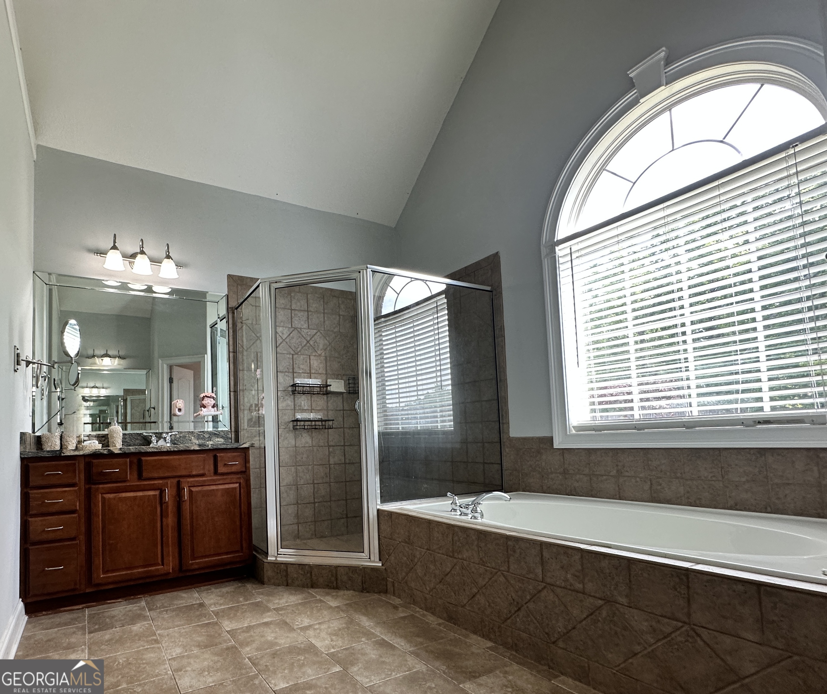 320 Pecan Court Property Photo 14