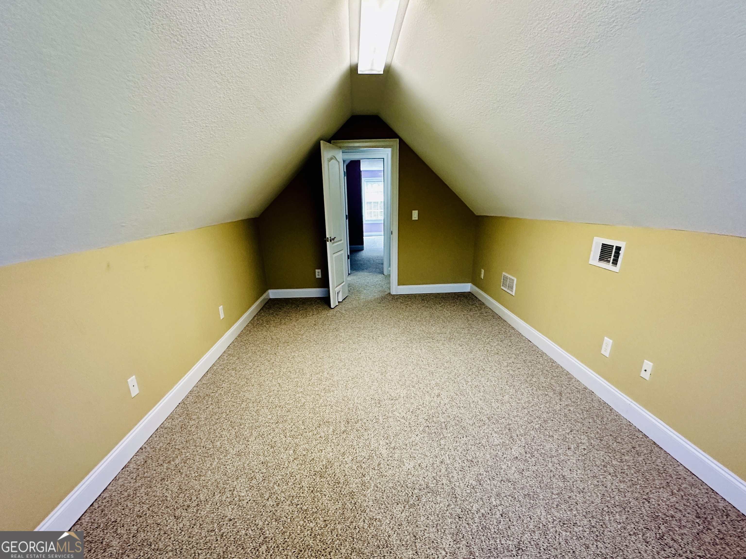 320 Pecan Court Property Photo 43