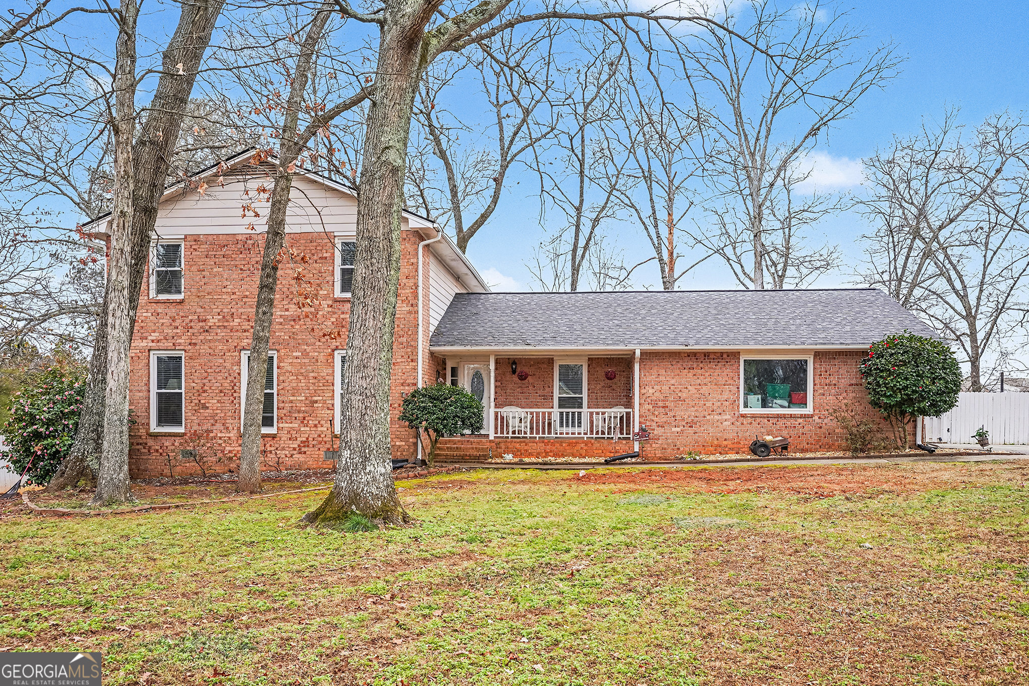 2571 Highland Golf Course Drive Se Property Photo 1