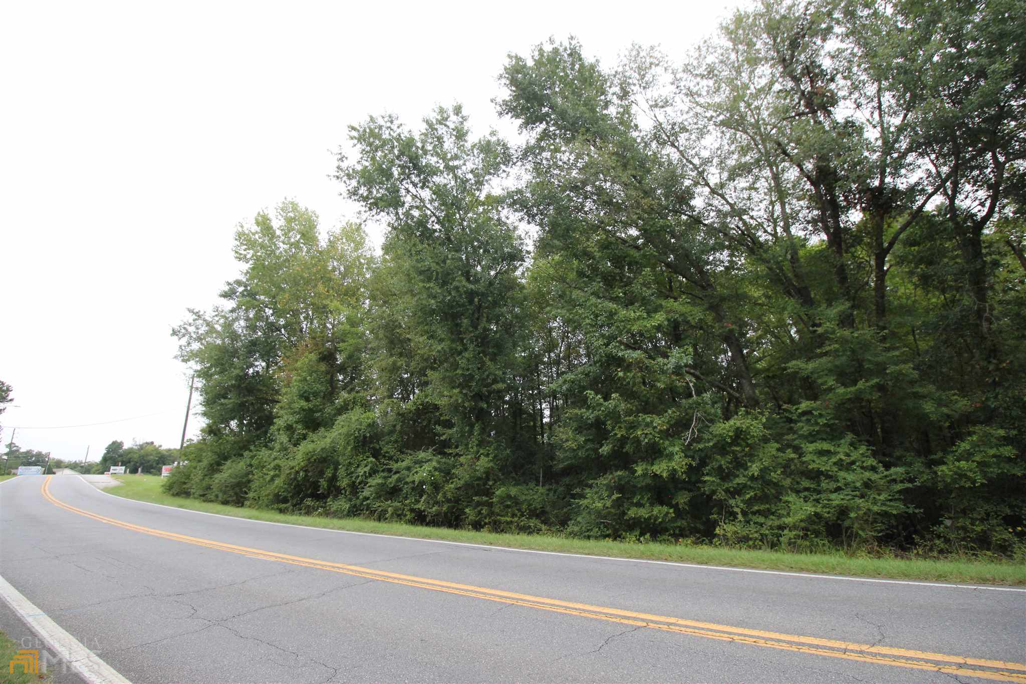 677 Dunlap Road NE Property Photo 1