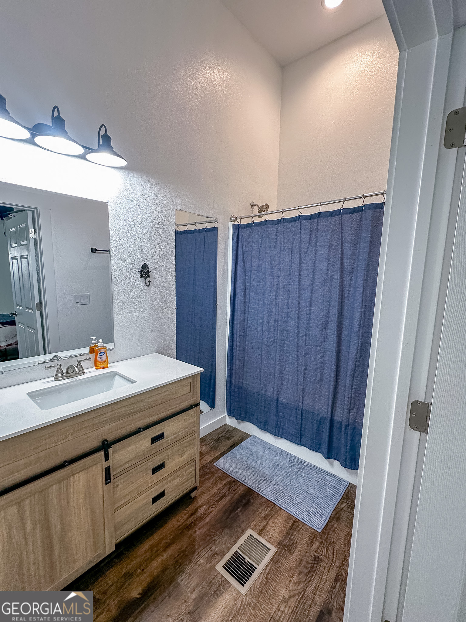 720 Wise Road Property Photo 23