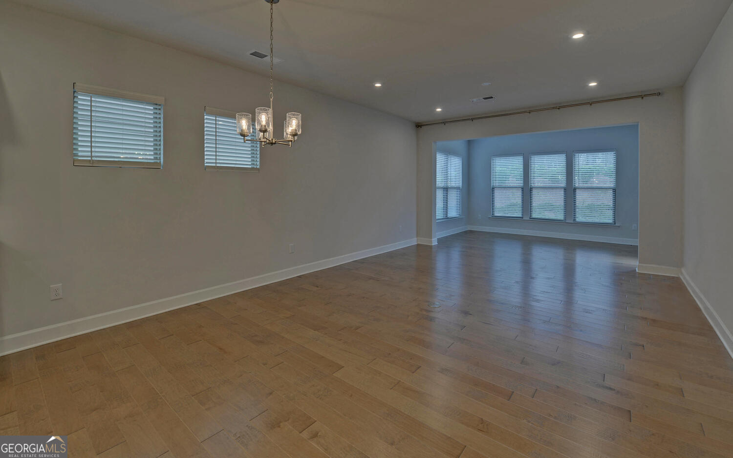 5989 Rollingwood Way Property Photo 7