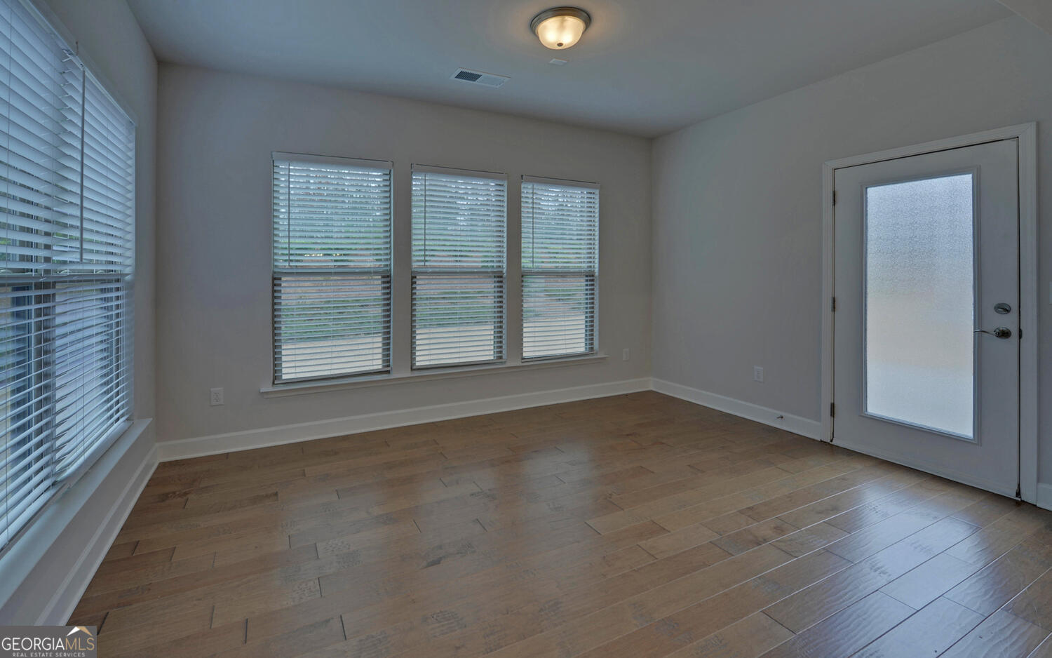 5989 Rollingwood Way Property Photo 15