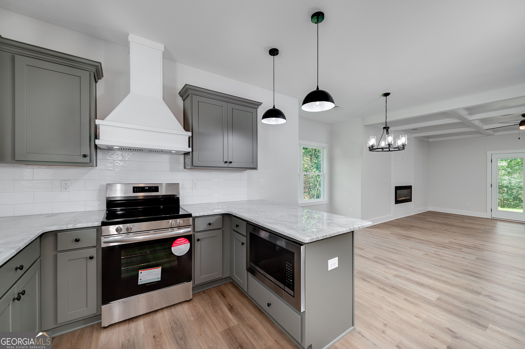 70 Lloyd Street Property Photo 4