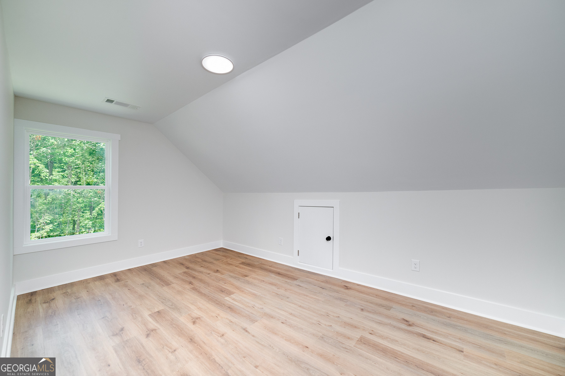 70 Lloyd Street Property Photo 13