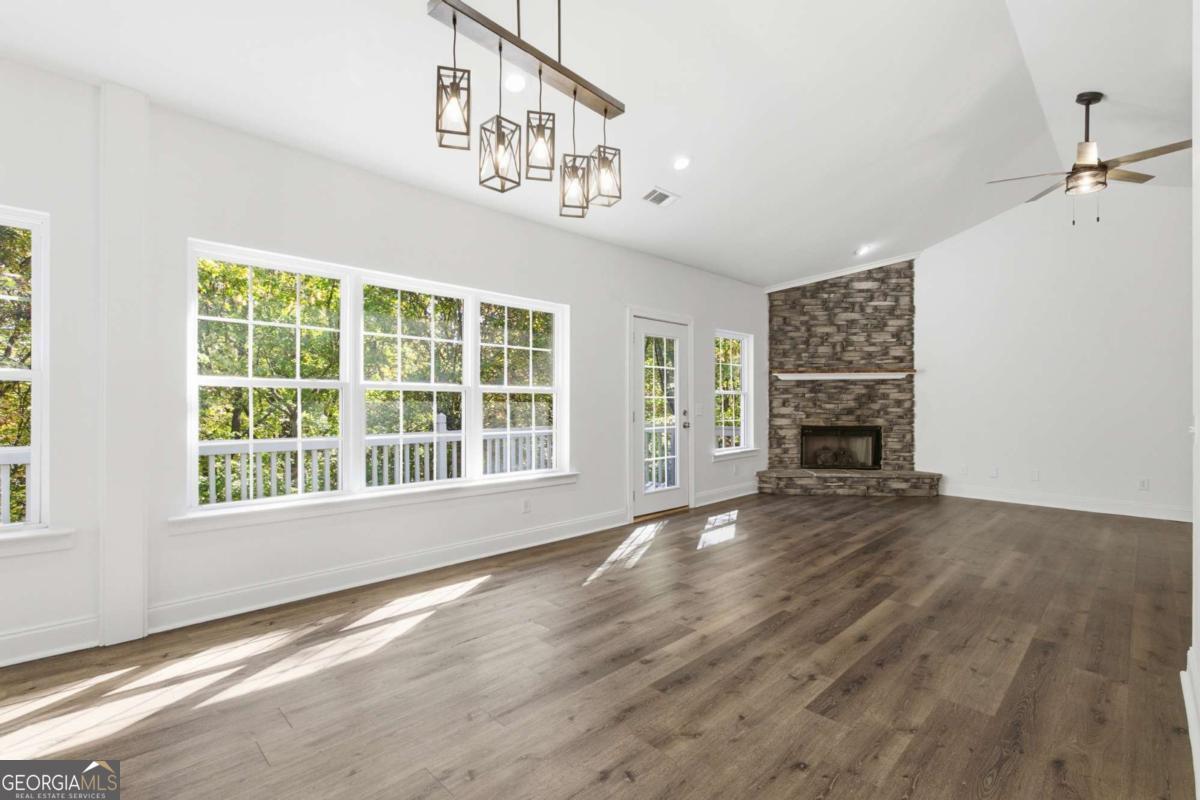 622 Spring Crest Road Property Photo 13