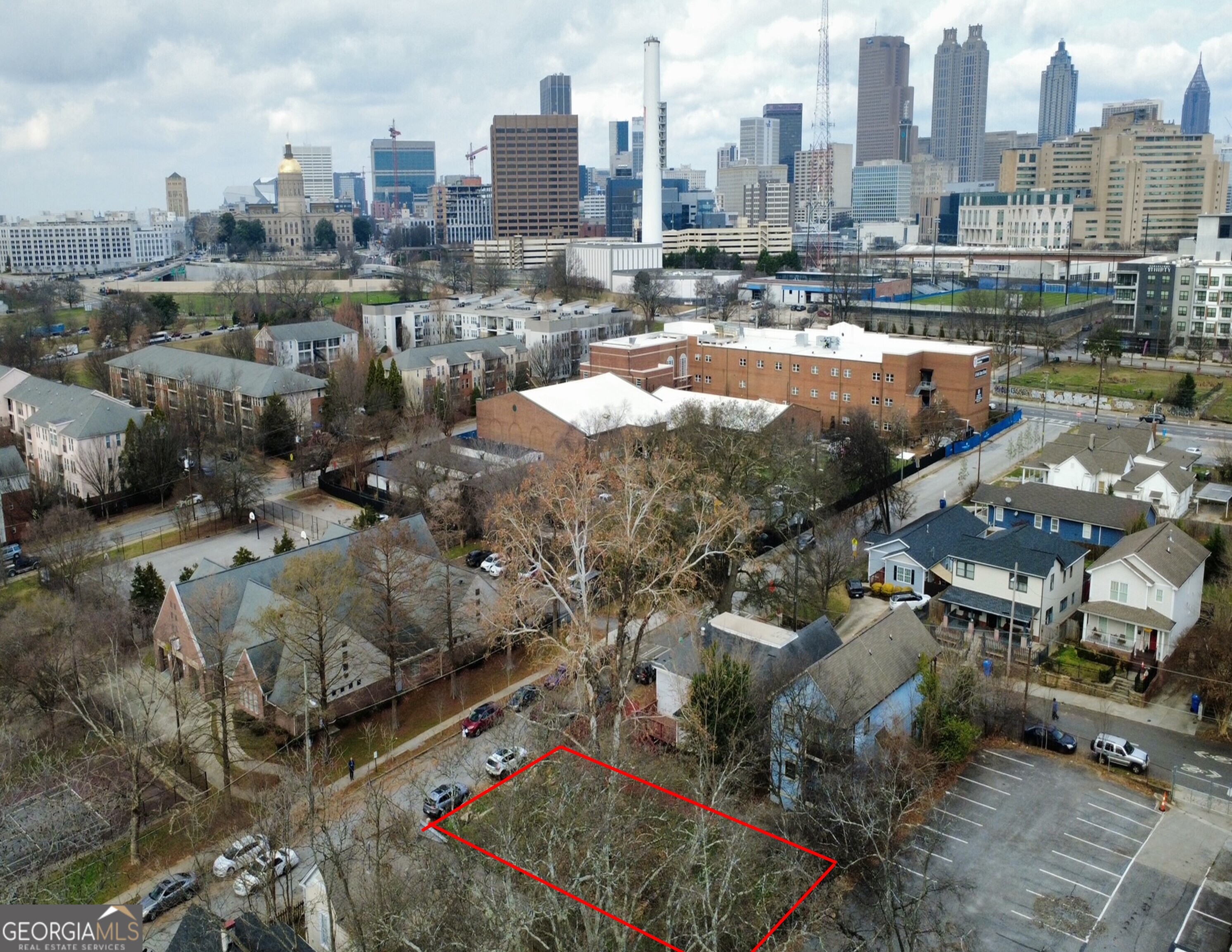 348 Kelly Street S Property Photo 16