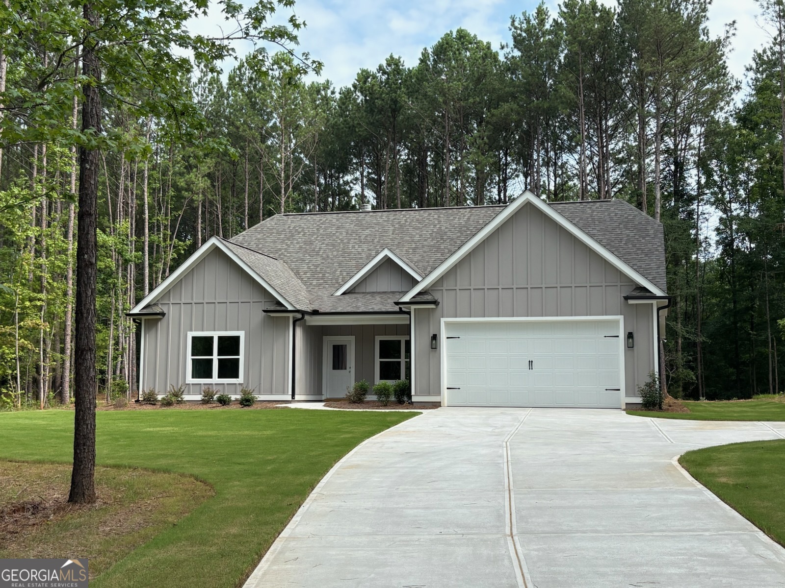 513 Harmony Road # 3 Property Photo 1