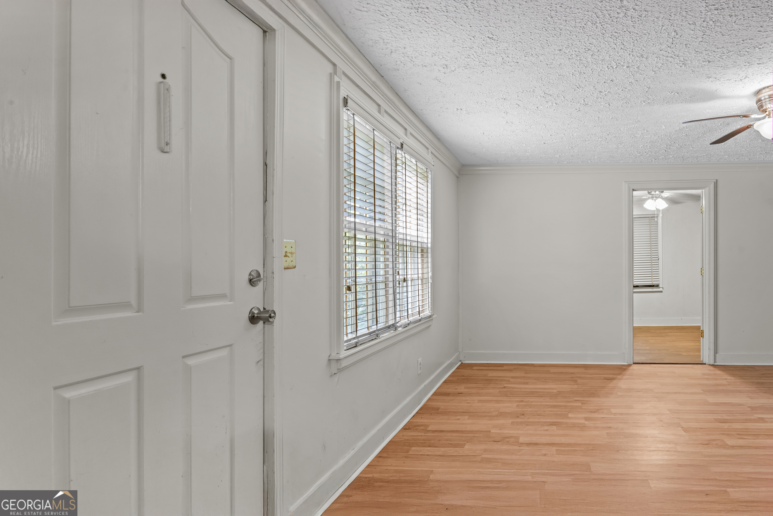 546 Fourth Street Property Photo 8