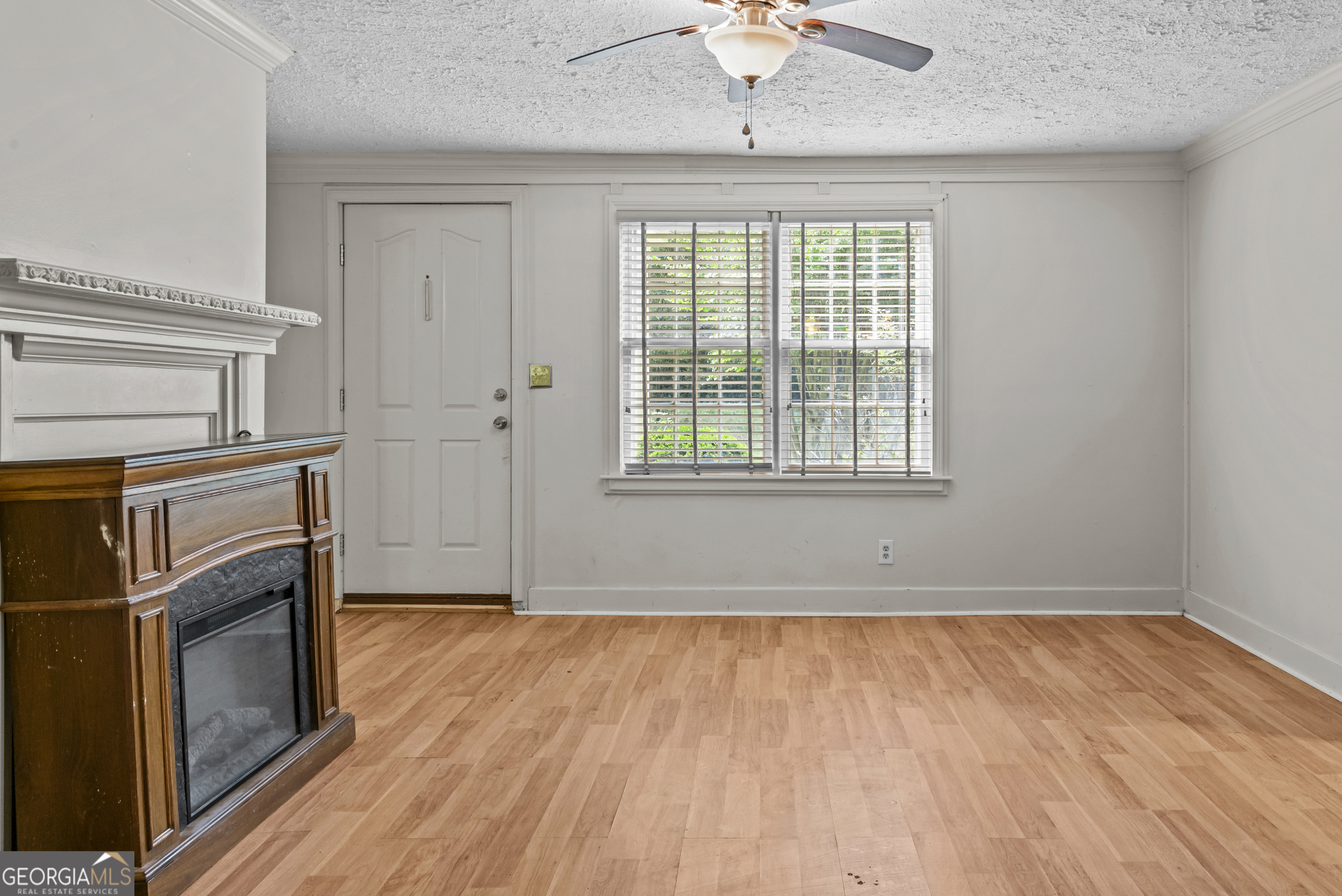 546 Fourth Street Property Photo 10