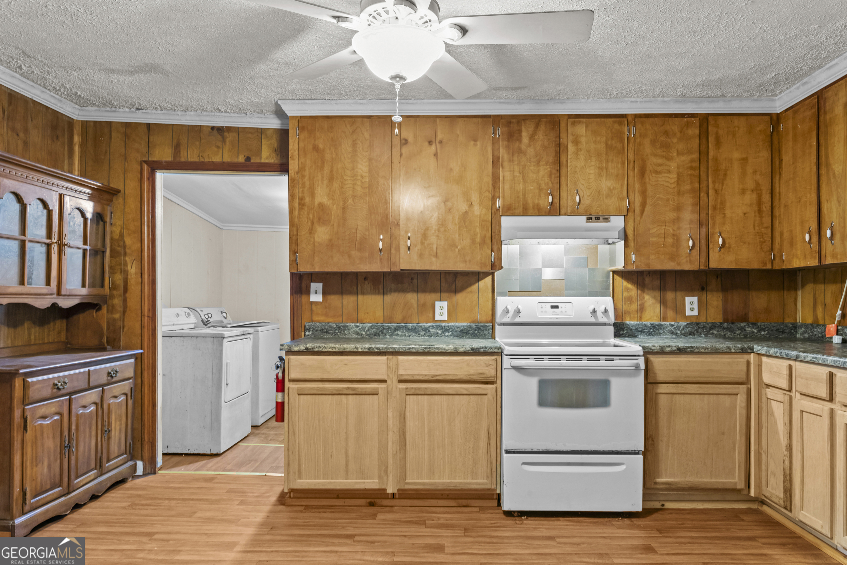546 Fourth Street Property Photo 13