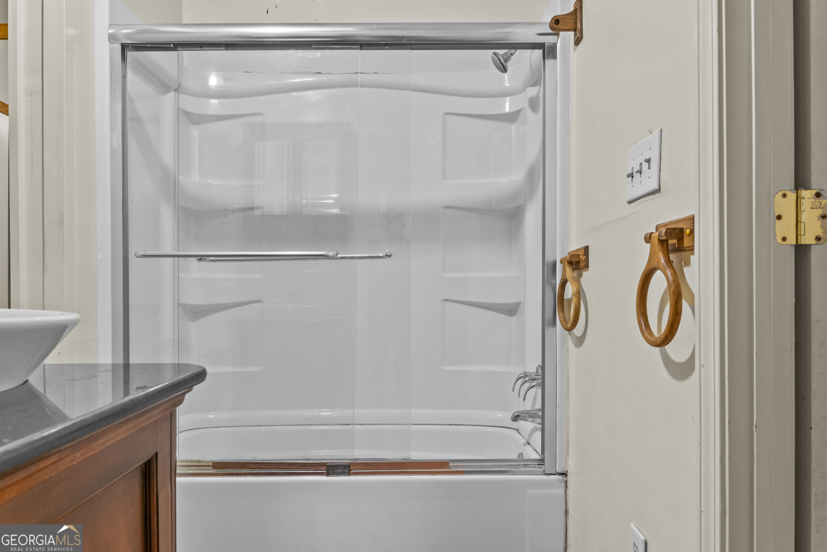546 Fourth Street Property Photo 19