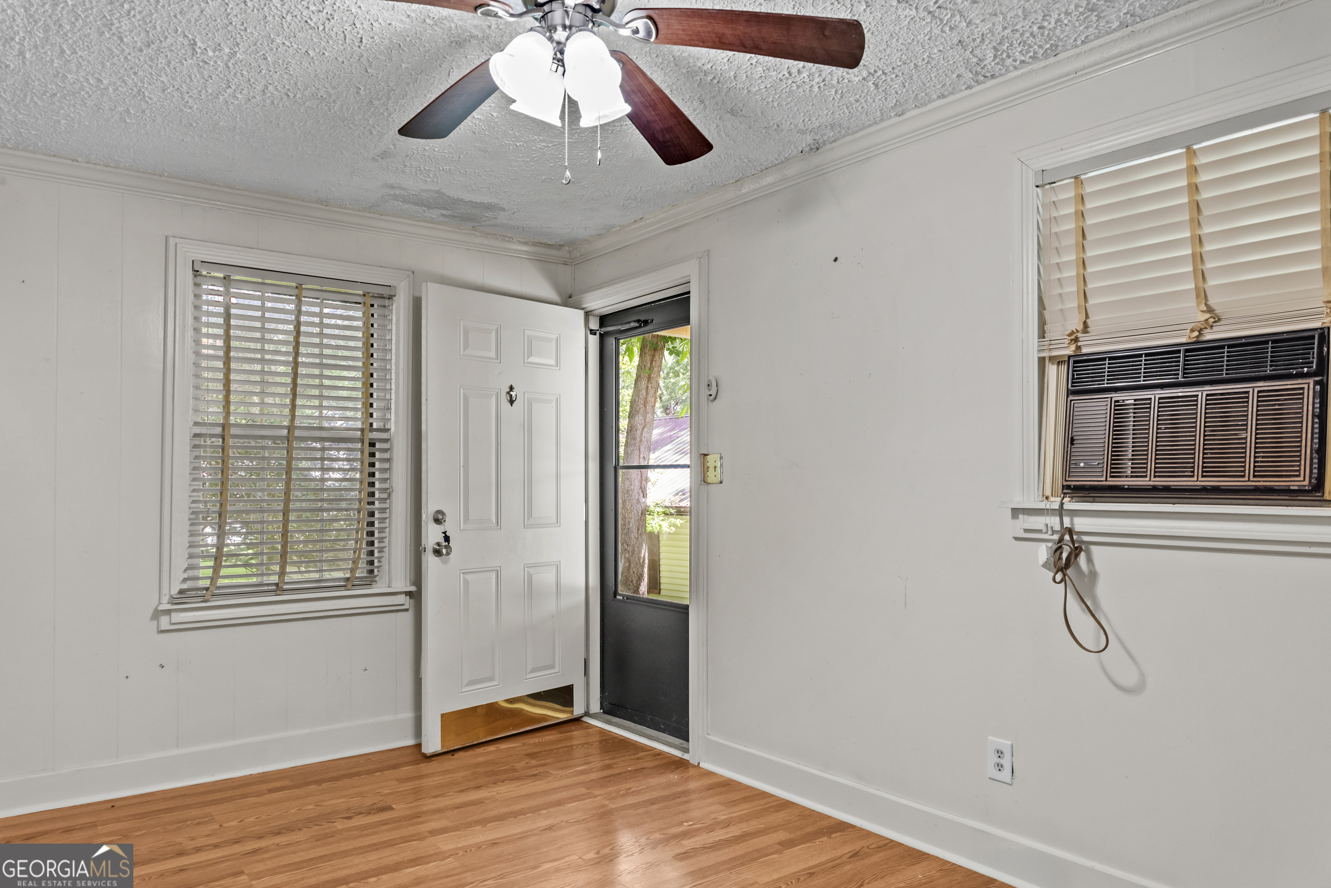 546 Fourth Street Property Photo 21