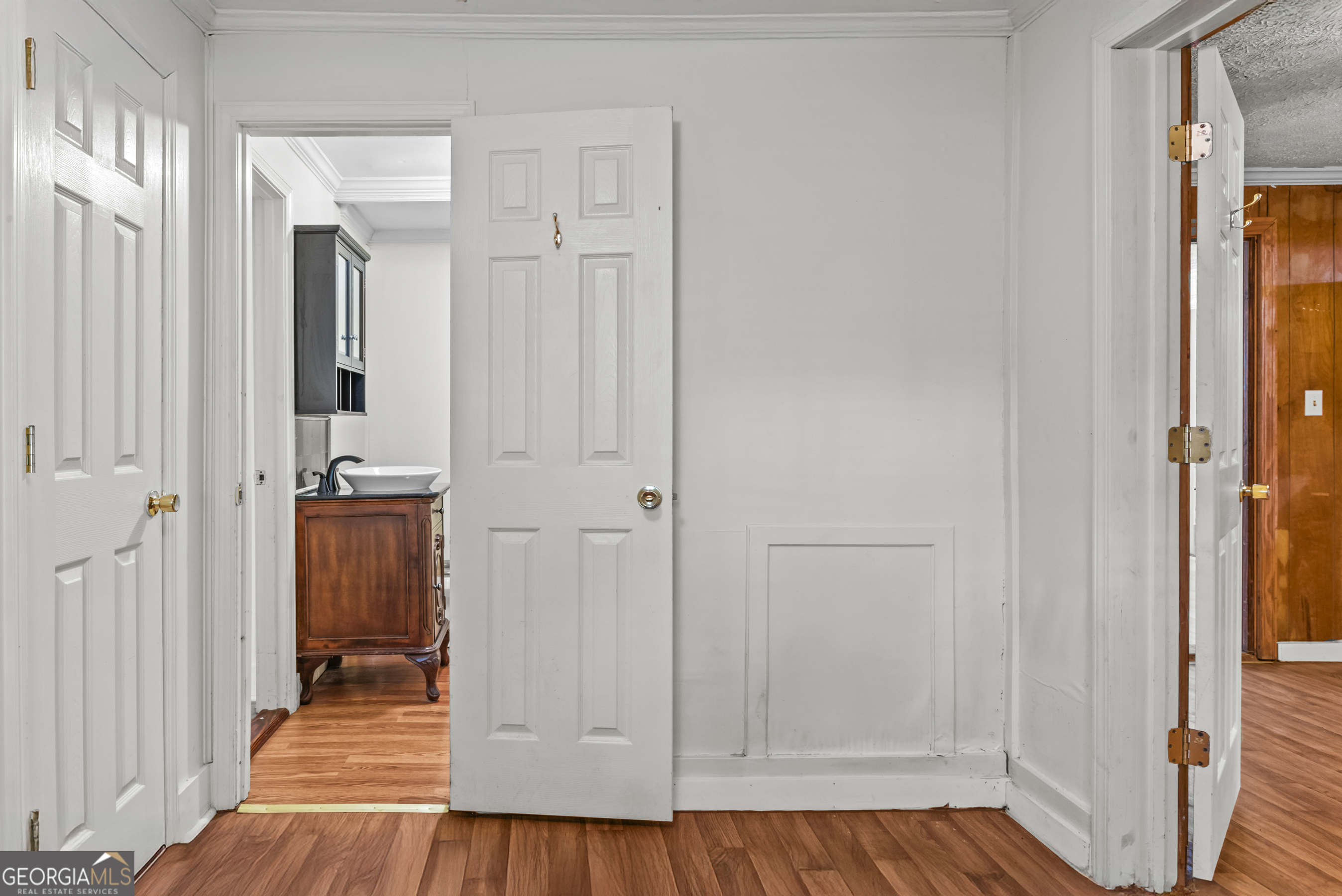 546 Fourth Street Property Photo 22
