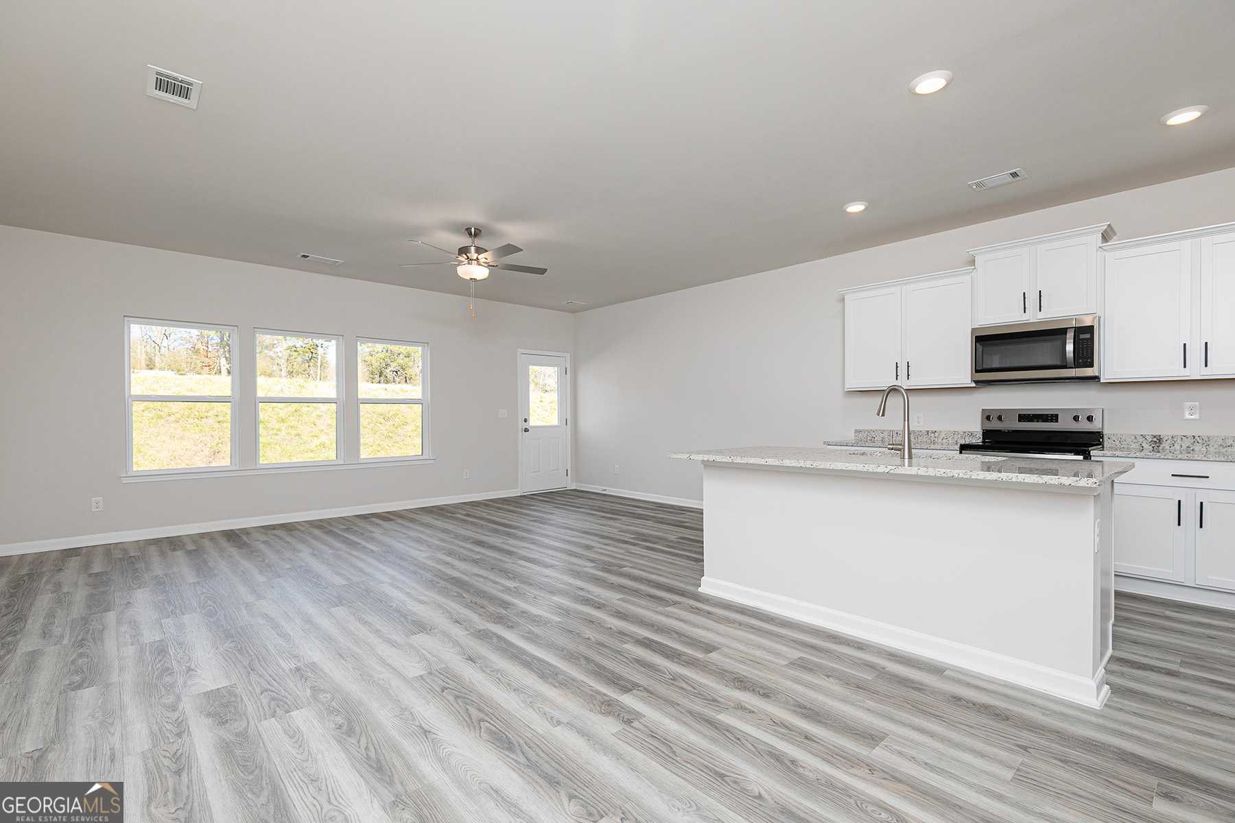 3988 Hidden River Lane Property Photo 11
