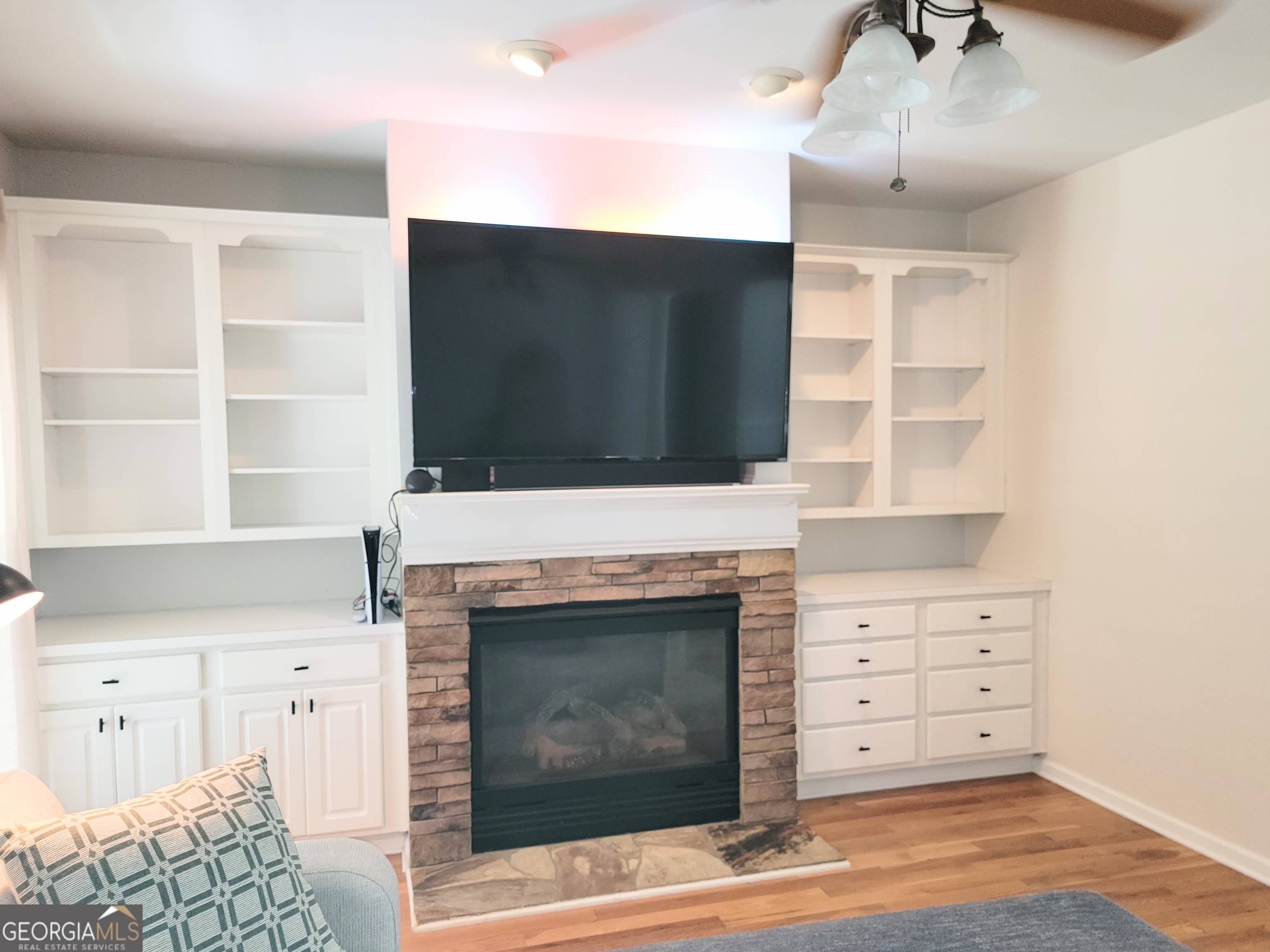 49 High Point Circle Property Photo 8
