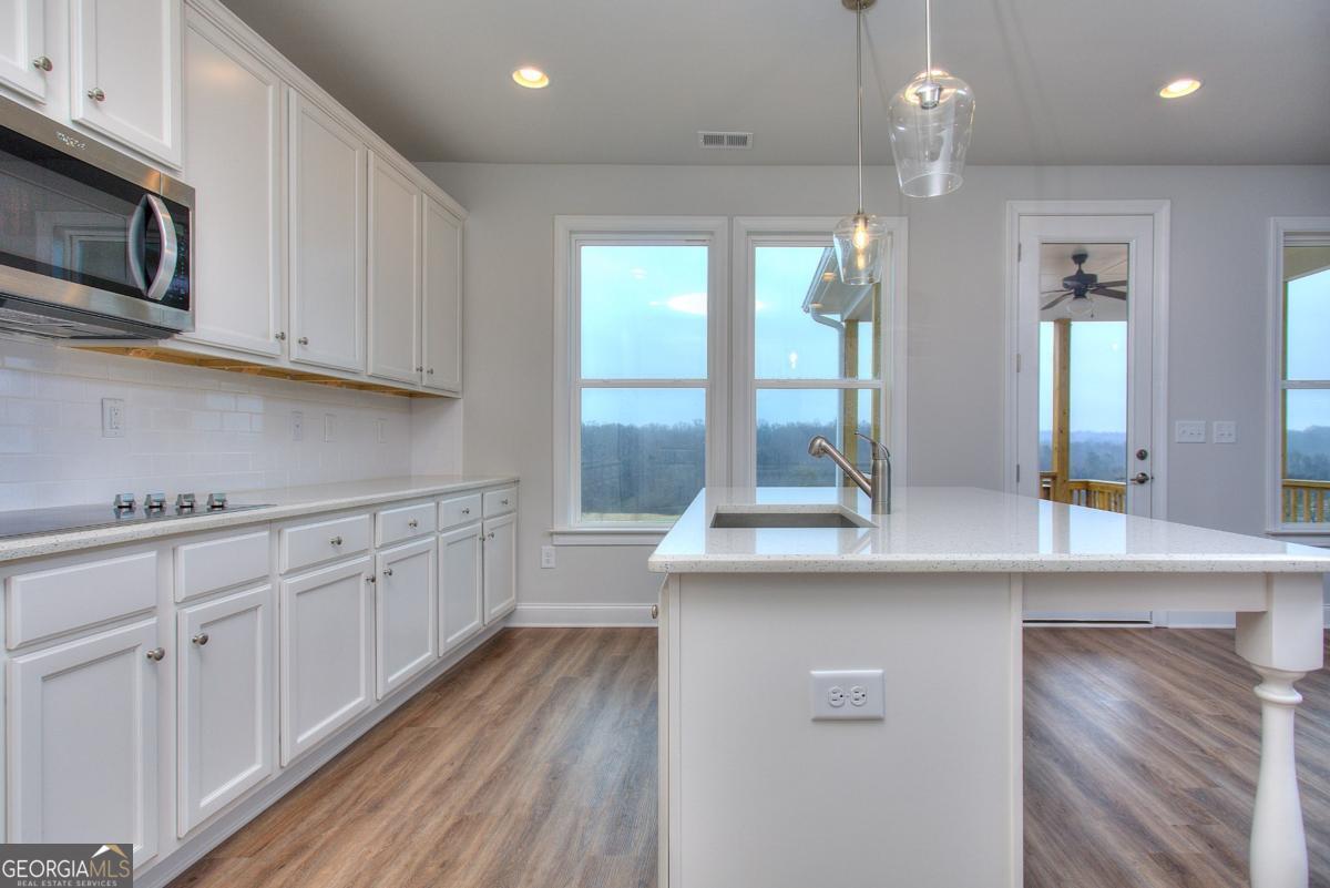 132 Classic Overlook Property Photo 18